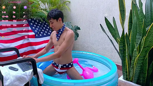 Snapshot of Neo_Twink chatting on July 4, 7:20 pm Neo Twink online show from July 4, 7:20 pm