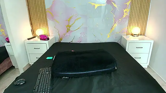 AprillRoss online show from March 10, 12:21 pm