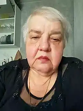 HapinessLovee online show from May 2, 8:30 am