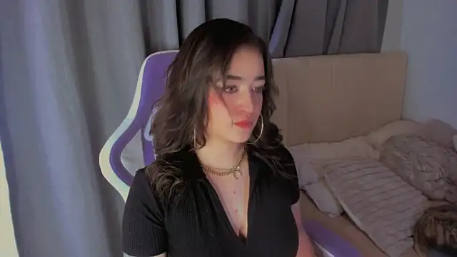 Snapshot of Qa_desh99 chatting on December 17, 6:36 pm Qa desh99 online show from December 17, 6:36 pm