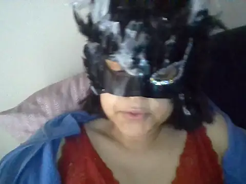 h4cPaolaMascherata online show from December 18, 8:20 am