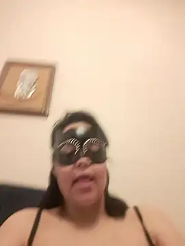 Snapshot of h4cPaolaMascherata chatting on June 6, 8:19 am h4cPaolaMascherata online show from June 6, 8:19 am