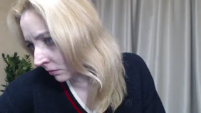 sweetpussy online show from April 25, 3:31 pm