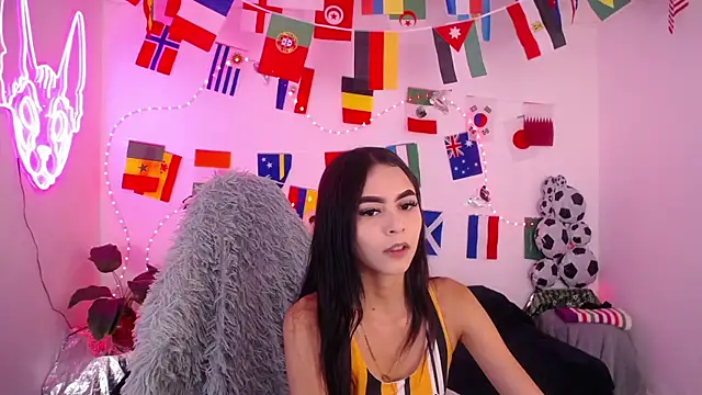 Snapshot of Sofia_tgn chatting on July 4, 6:14 pm Sofia tgn online show from July 4, 6:14 pm