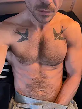 Snapshot of jack-the-dad chatting on December 5, 10:35 am jack-the-dad online show from December 5, 10:35 am