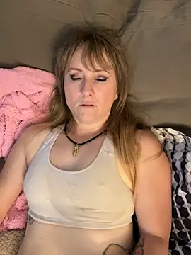 alluringpixie online show from March 17, 3:37 pm