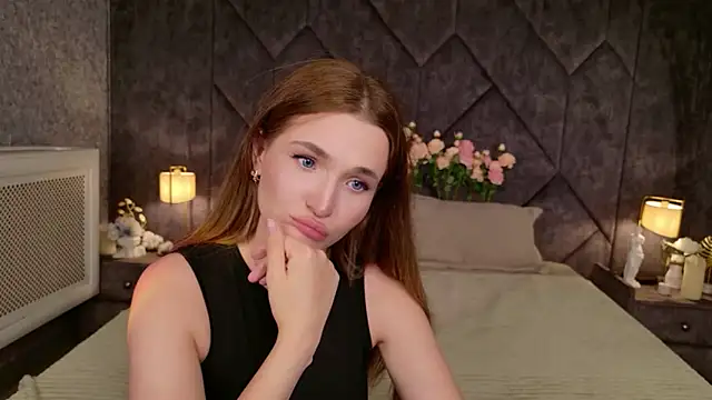 Snapshot of Lina_Sinerz chatting on June 21, 4:31 pm Lina Sinerz online show from June 21, 4:31 pm