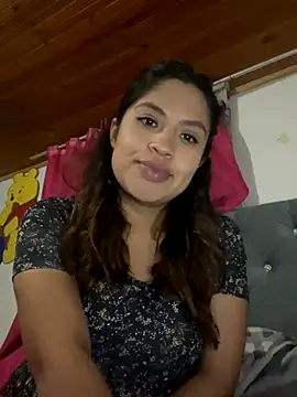 Alana-fox online show from December 17, 4:51 am