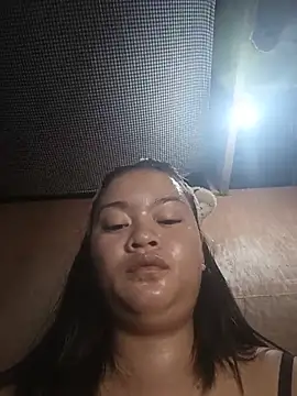 Snapshot of angela_rose20 chatting on June 9, 11:00 am angela rose20 online show from June 9, 11:00 am