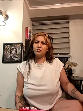 Magenta Moon online show from January 13, 2:50 am