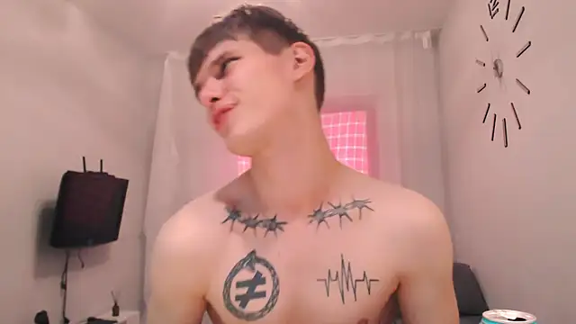 Snapshot of Fredd_Xanders chatting on July 6, 3:14 pm Fredd Xanders online show from July 6, 3:14 pm