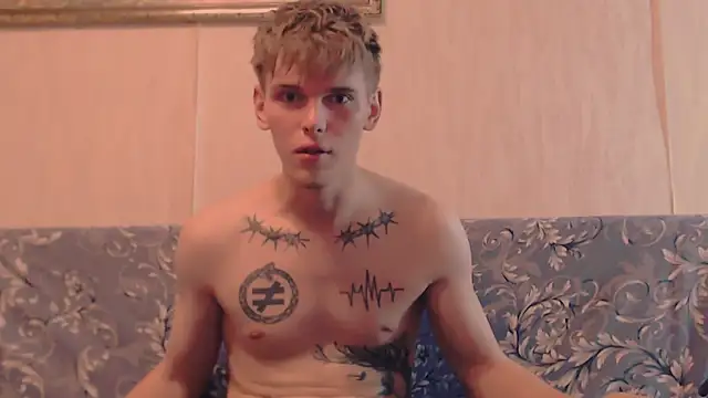 Snapshot of Fredd_Xanders chatting on July 28, 7:39 pm Fredd Xanders online show from July 28, 7:39 pm