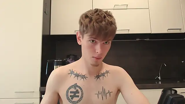Snapshot of Fredd_Xanders chatting on August 8, 2:52 pm Fredd Xanders online show from August 8, 2:52 pm