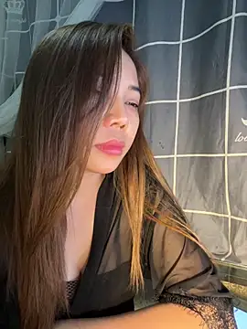 -Moon-20 online show from December 5, 6:04 pm