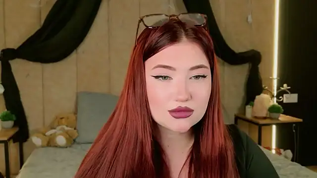 Snapshot of DakotaSecret chatting on June 11, 11:08 am DakotaSecret online show from June 11, 11:08 am