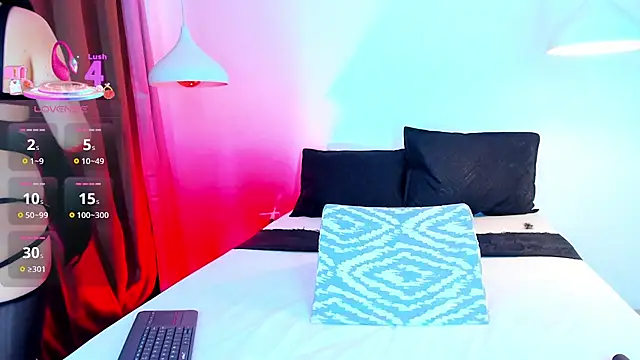 Snapshot of _Xynara_owo chatting on January 31, 11:25 pm Xynara owo online show from January 31, 11:25 pm