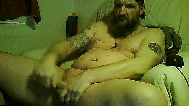 Snapshot of Spunfun555 chatting on February 25, 4:33 am Spunfun555 online show from February 25, 4:33 am
