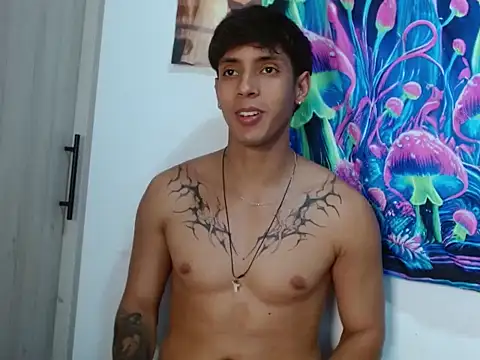 Wolf light online show from December 22, 11:35 pm