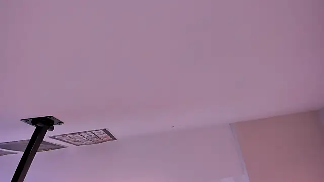 loraineblake online show from December 13, 7:53 pm