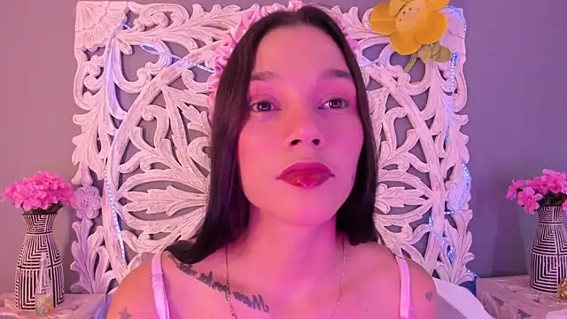 loraineblake online show from March 17, 1:25 pm