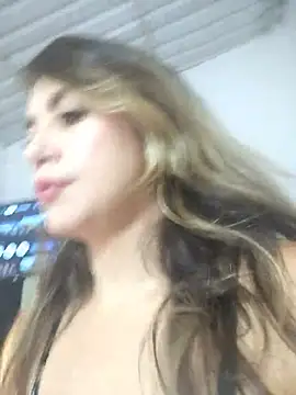 Snapshot of Charlott_smi chatting on June 25, 4:55 pm Charlott smi online show from June 25, 4:55 pm