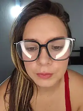 Snapshot of Charlott_smi chatting on July 17, 4:45 pm Charlott smi online show from July 17, 4:45 pm