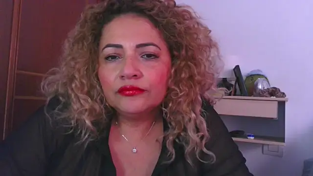 mariajosebarrazaa online show from May 21, 4:47 pm