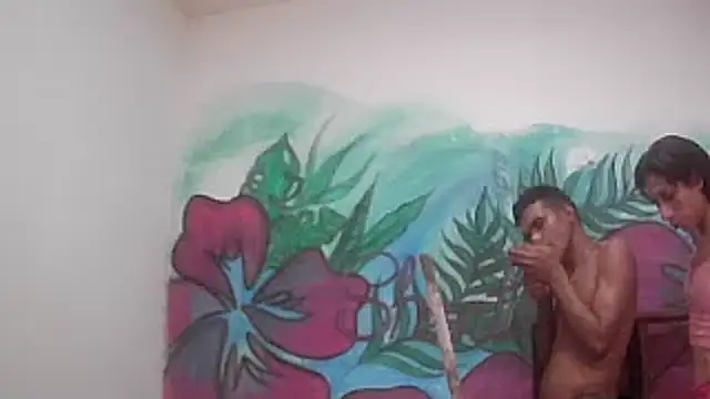 Snapshot of Shantalys_beauty_queen chatting on July 28, 10:31 pm Shantalys beauty queen online show from July 28, 10:31 pm