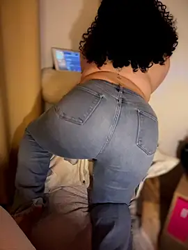 VanesssaMilf  online show from February 22, 2:56 am