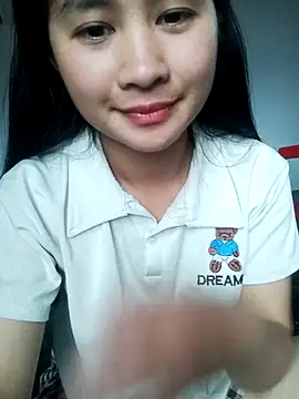 Snapshot of Him_MountainGirl chatting on December 14, 4:51 am Him MountainGirl online show from December 14, 4:51 am