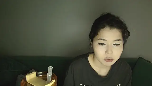Snapshot of kimyjina chatting on May 26, 3:02 am kimyjina online show from May 26, 3:02 am