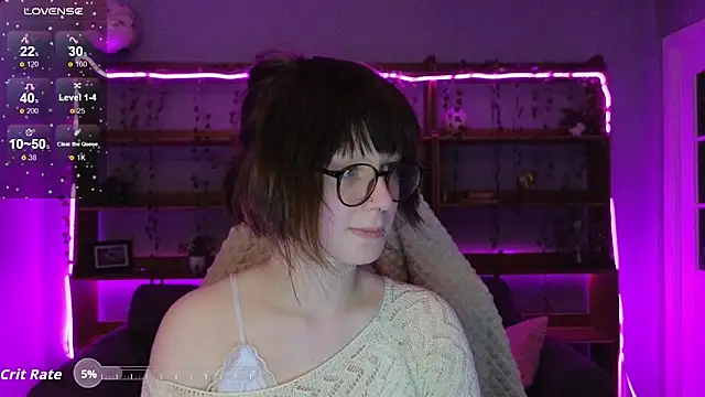 Snapshot of Awquafine chatting on December 17, 3:51 pm Awquafine online show from December 17, 3:51 pm