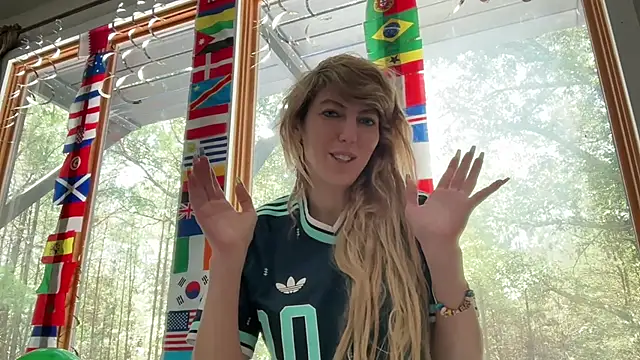 CelestialRuby online show from June 12, 3:33 pm