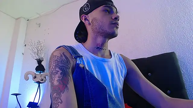 kingdani hot online show from February 1, 3:05 am