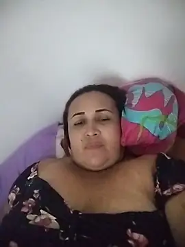 Snapshot of Nini_Love_ chatting on May 19, 3:35 am Nini Love online show from May 19, 3:35 am