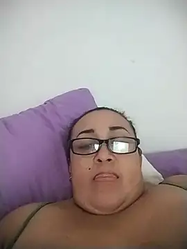Snapshot of Nini_Love_ chatting on July 8, 7:40 pm Nini Love online show from July 8, 7:40 pm