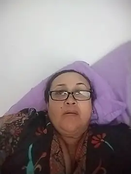 Snapshot of Nini_Love_ chatting on July 17, 2:29 am Nini Love online show from July 17, 2:29 am