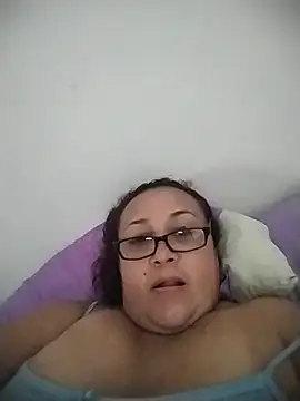 Snapshot of Nini_Love_ chatting on July 19, 4:54 pm Nini Love online show from July 19, 4:54 pm