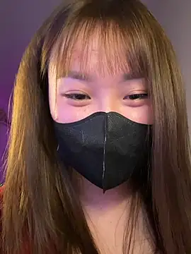 Miumeo20 online show from May 7, 5:18 pm