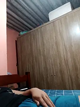 Snapshot of AVALIAminhaPika chatting on March 4, 8:37 pm AVALIAminhaPika online show from March 4, 8:37 pm