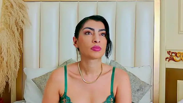 NinnaPiers online show from July 16, 11:49 am