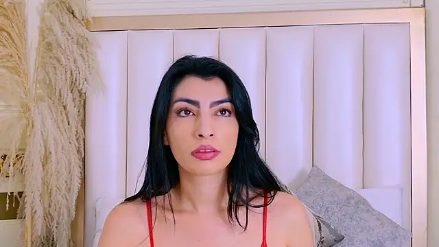 NinnaPiers online show from July 27, 11:39 am