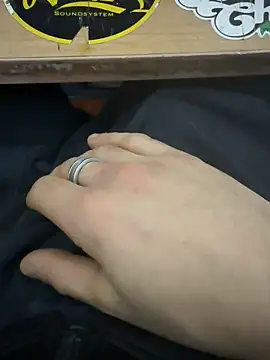 marcorossi22 online show from December 21, 9:44 pm