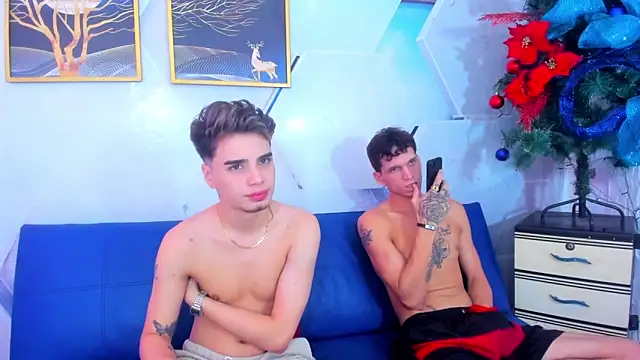 Alex jeins at online show from December 15, 1:48 pm