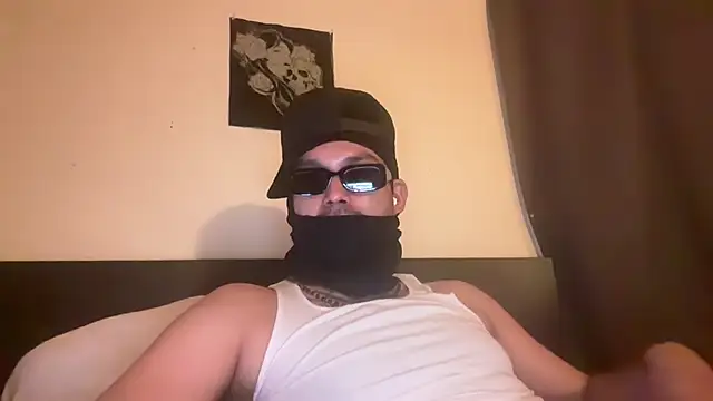 Snapshot of angelblanco chatting on March 11, 1:39 pm angelblanco online show from March 11, 1:39 pm