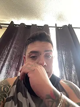 Snapshot of Marlokeo69 chatting on December 14, 6:45 pm Marlokeo69 online show from December 14, 6:45 pm