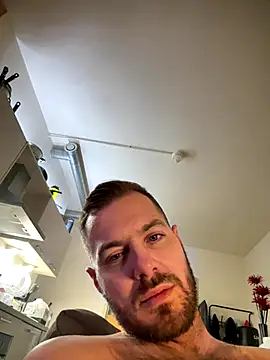 cheekycherryx online show from December 18, 11:11 pm