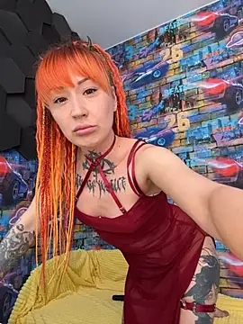 Snapshot of Tattoo__Moon chatting on February 11, 1:21 am Tattoo Moon online show from February 11, 1:21 am