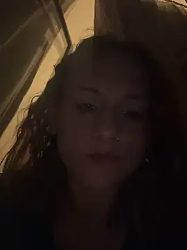Snapshot of Bellaa25 chatting on April 20, 7:59 pm Bellaa25 online show from April 20, 7:59 pm