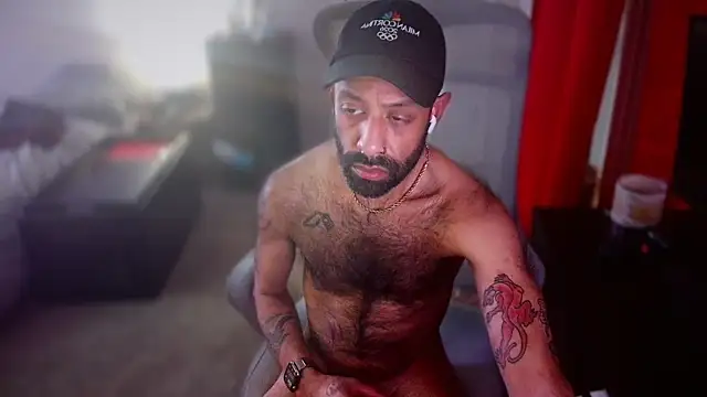 LilBrownPKB online show from February 12, 2:01 pm